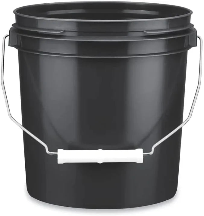 House Naturals 1 Gallon Plastic Bucket Container with Lid Food Grade BPA Free Made in USA (Pack of 6) - NeatNest