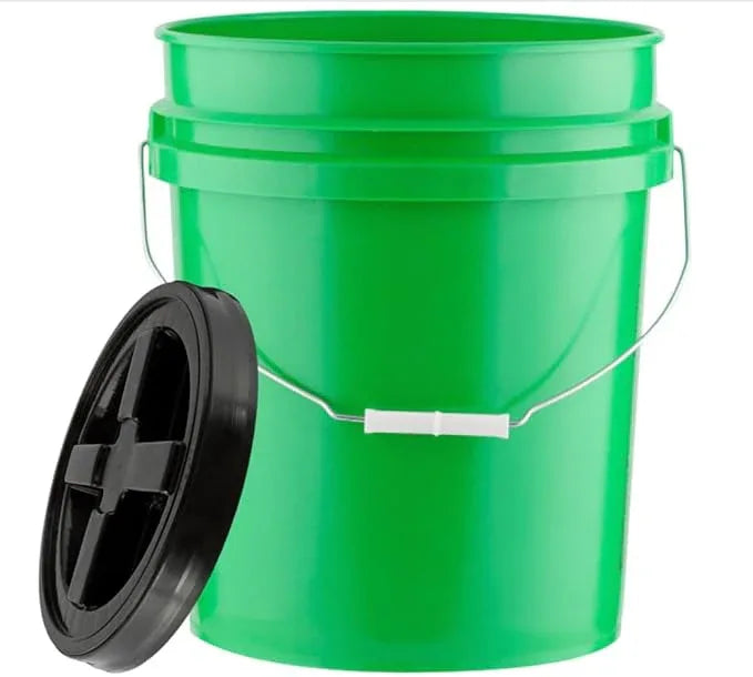 House Naturals 5 Gallon Food Grade Plastic Bucket with Air Tight Screw on Lid Made in USA Container (Green Bucket with Black lid) - NeatNest