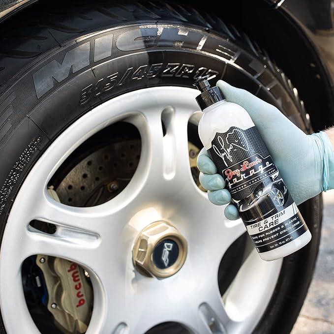 Jay Leno's Garage Car Detailing Kit with Bucket – Essential Car Cleaning Kit, Sprays, Liquids, Microfiber Towels, Applicators and Wash Mitt, All-in-One Car Detailing Kits for Interior & Exterior Care - NeatNest