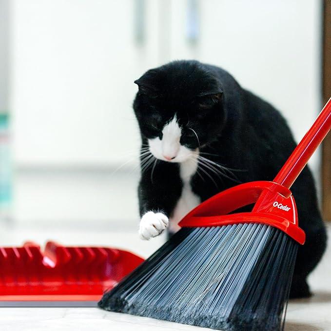 O-Cedar Pet Pro Broom with Step-On Dustpan | Remove 99% with One Sweep | DustPan Removes 3 Times More Pet Hair | Quiet Cleaning Tool for Cat and Dog Owners - NeatNest